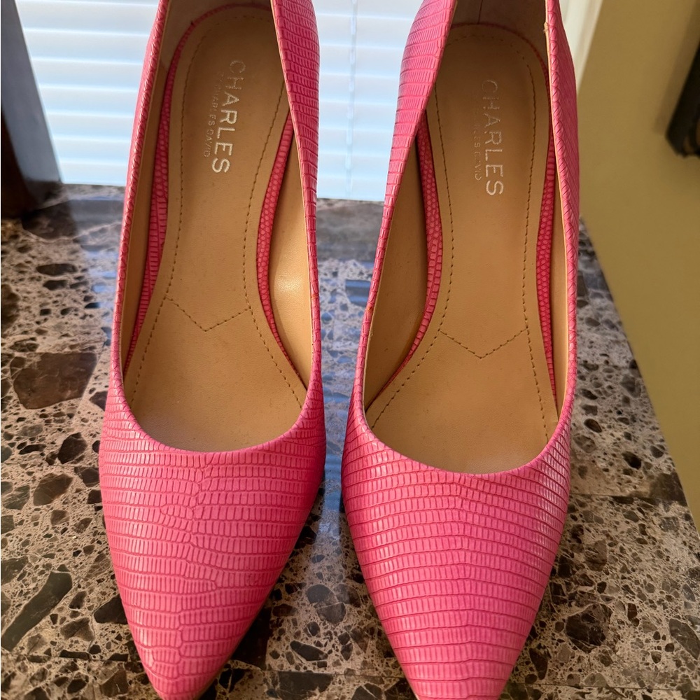 Charles by Charles & David Vibrant Pink Textured Heels Gently worn!